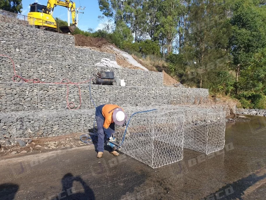 PVC-Coated Double Twist 3.0mm Gabion Mesh